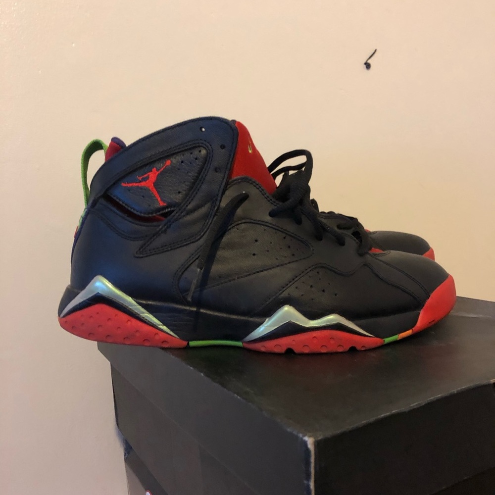 air jordan 7s “marvin the martian”